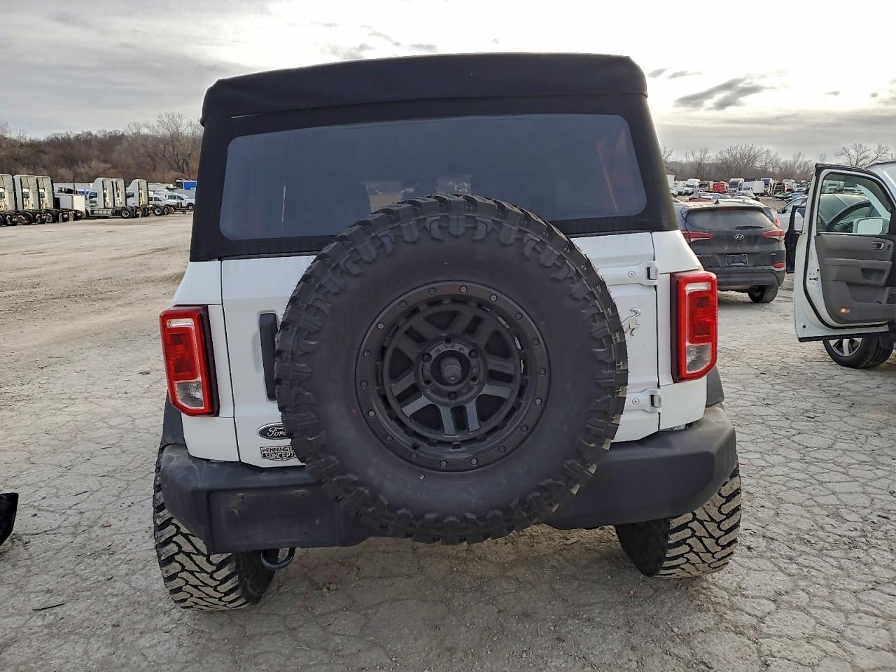 2022 FORD Bronco