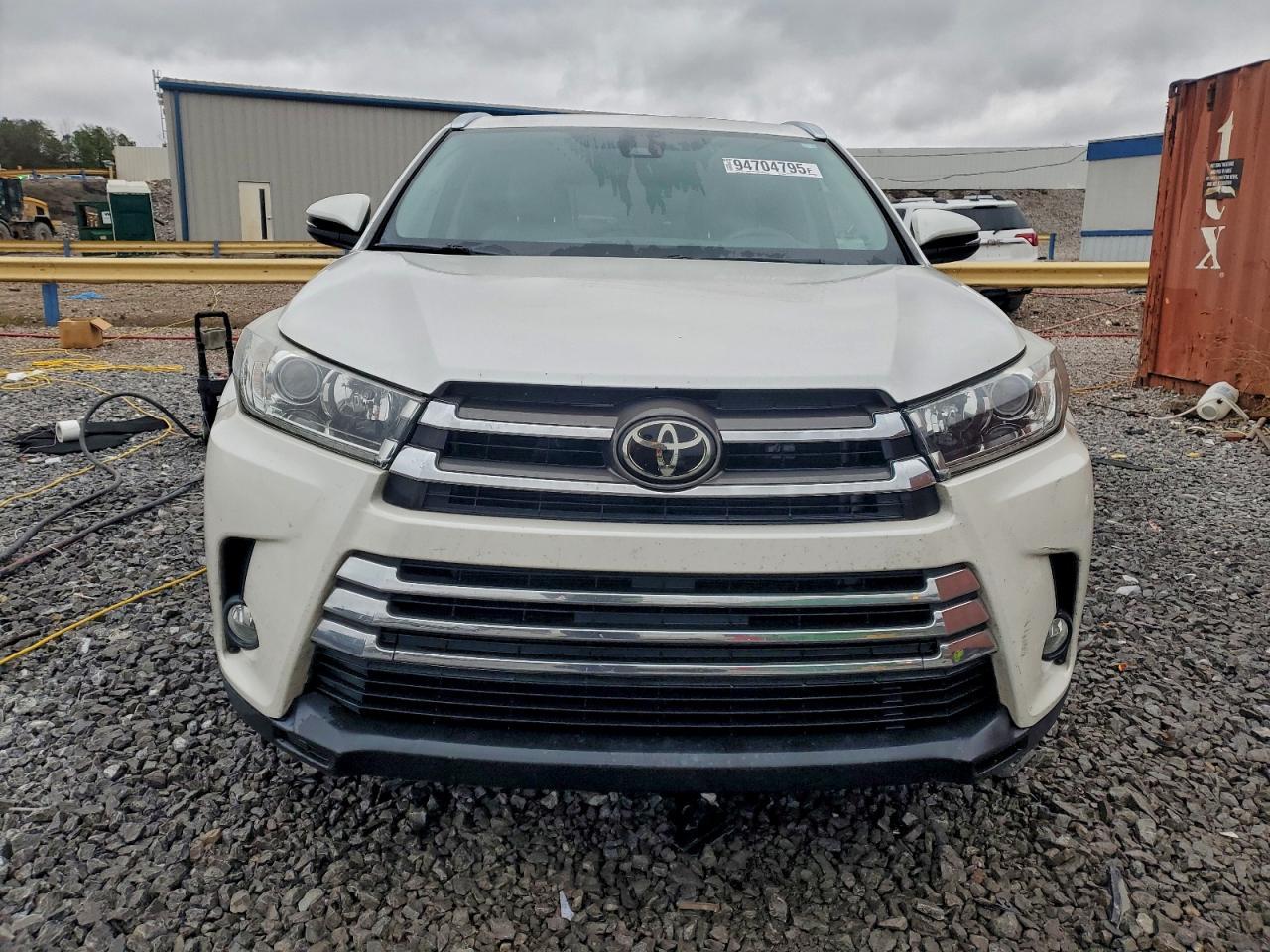 2018 TOYOTA HIGHLANDER