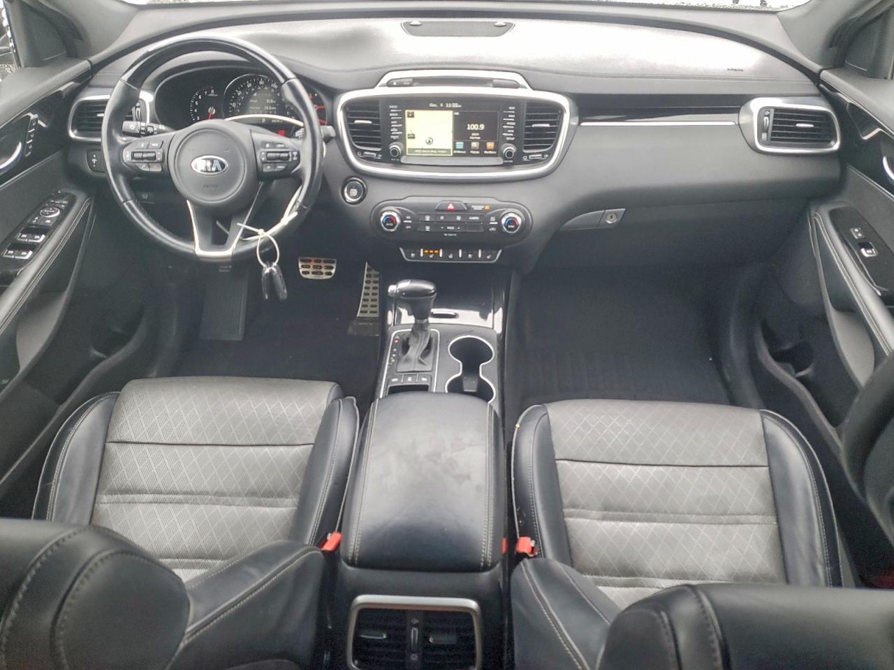 2016 KIA SORENTO