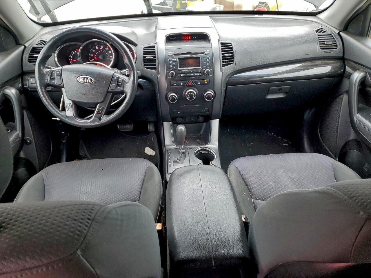 2011 KIA SORENTO