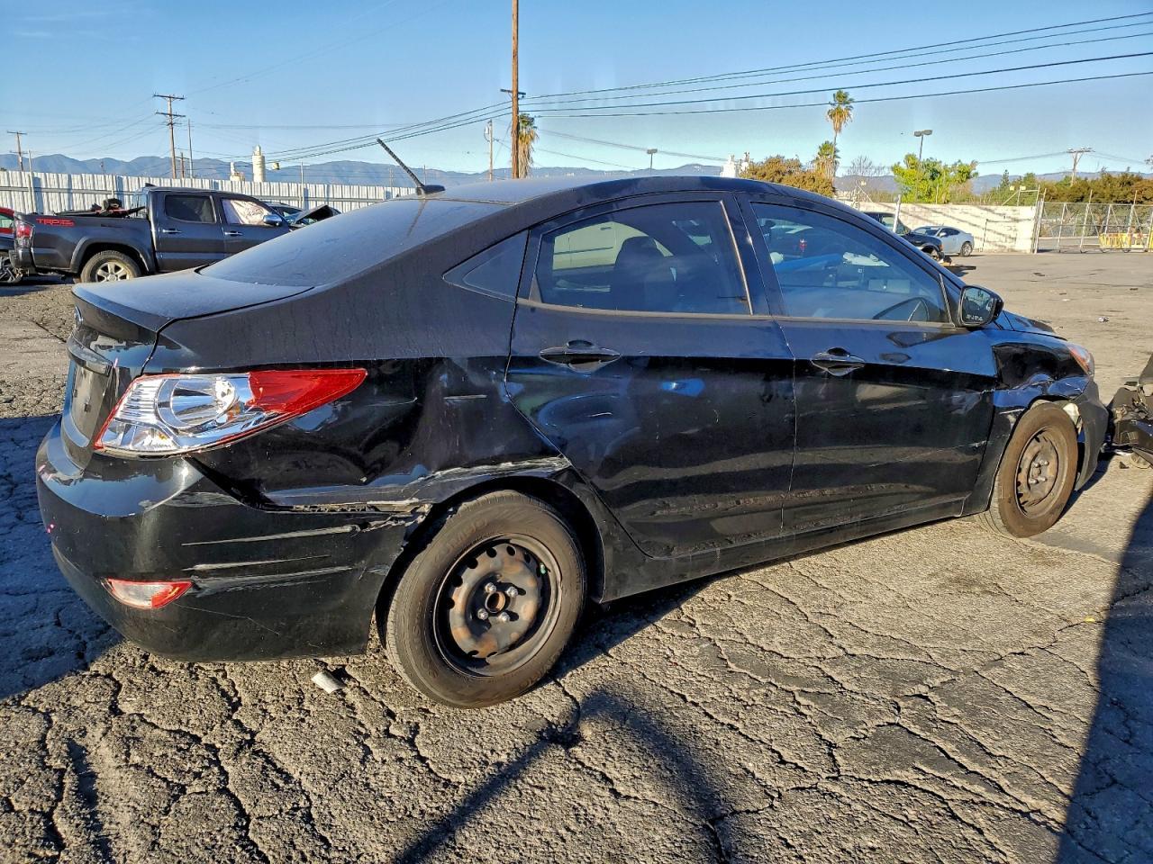 2013 HYUNDAI ACCENT