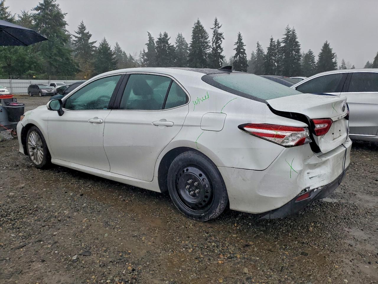 2018 TOYOTA CAMRY