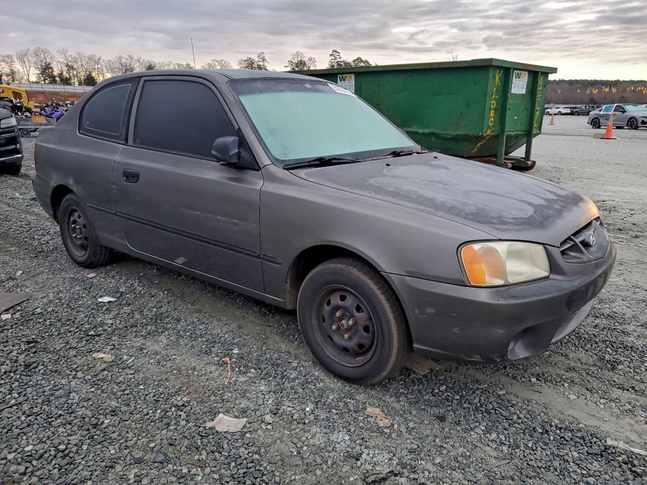 2001 HYUNDAI ACCENT