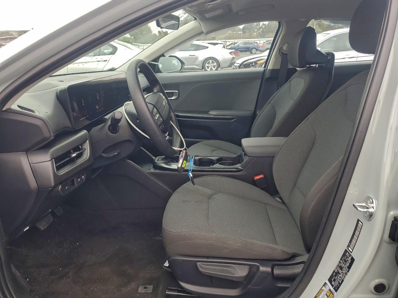 2025 KIA K4