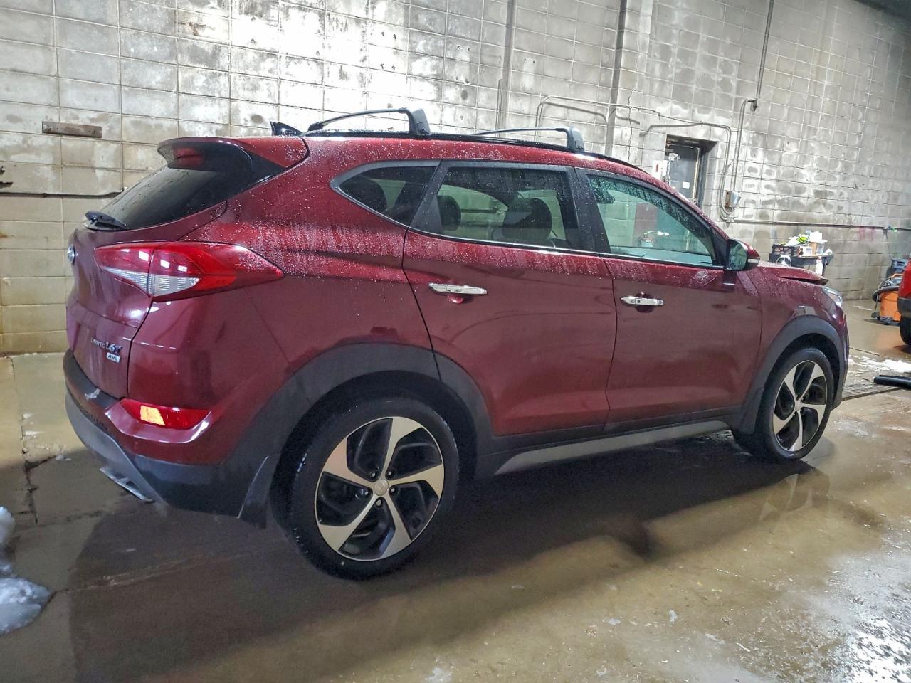 2016 HYUNDAI TUCSON