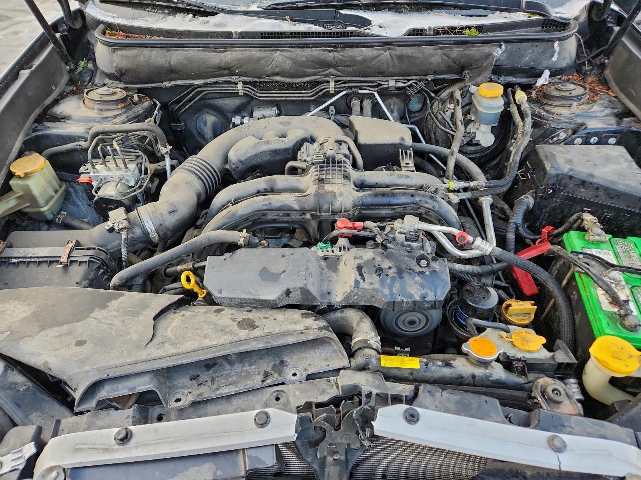 2013 SUBARU Outback