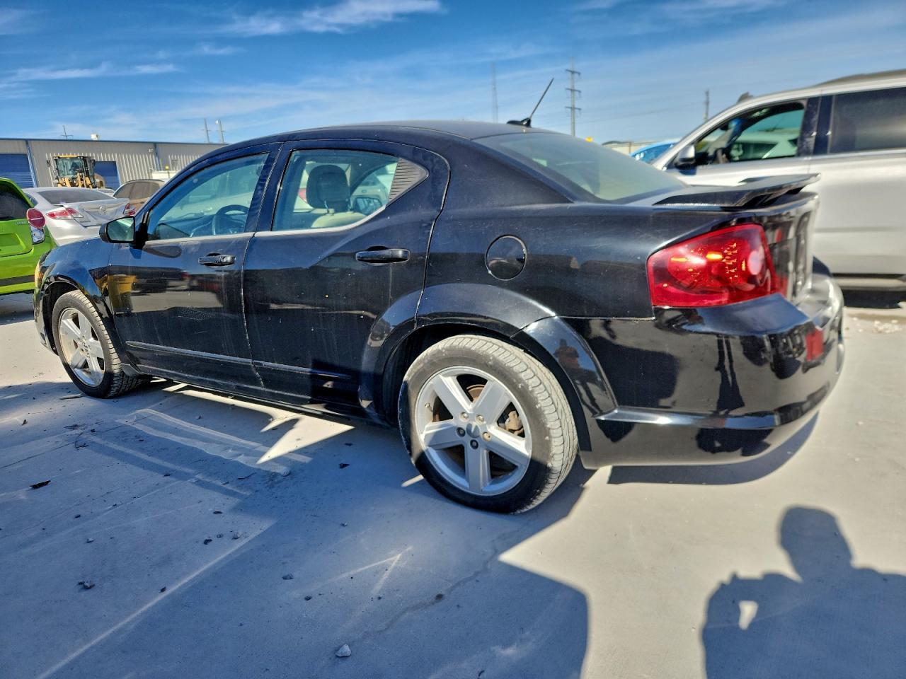 2013 DODGE Avenger