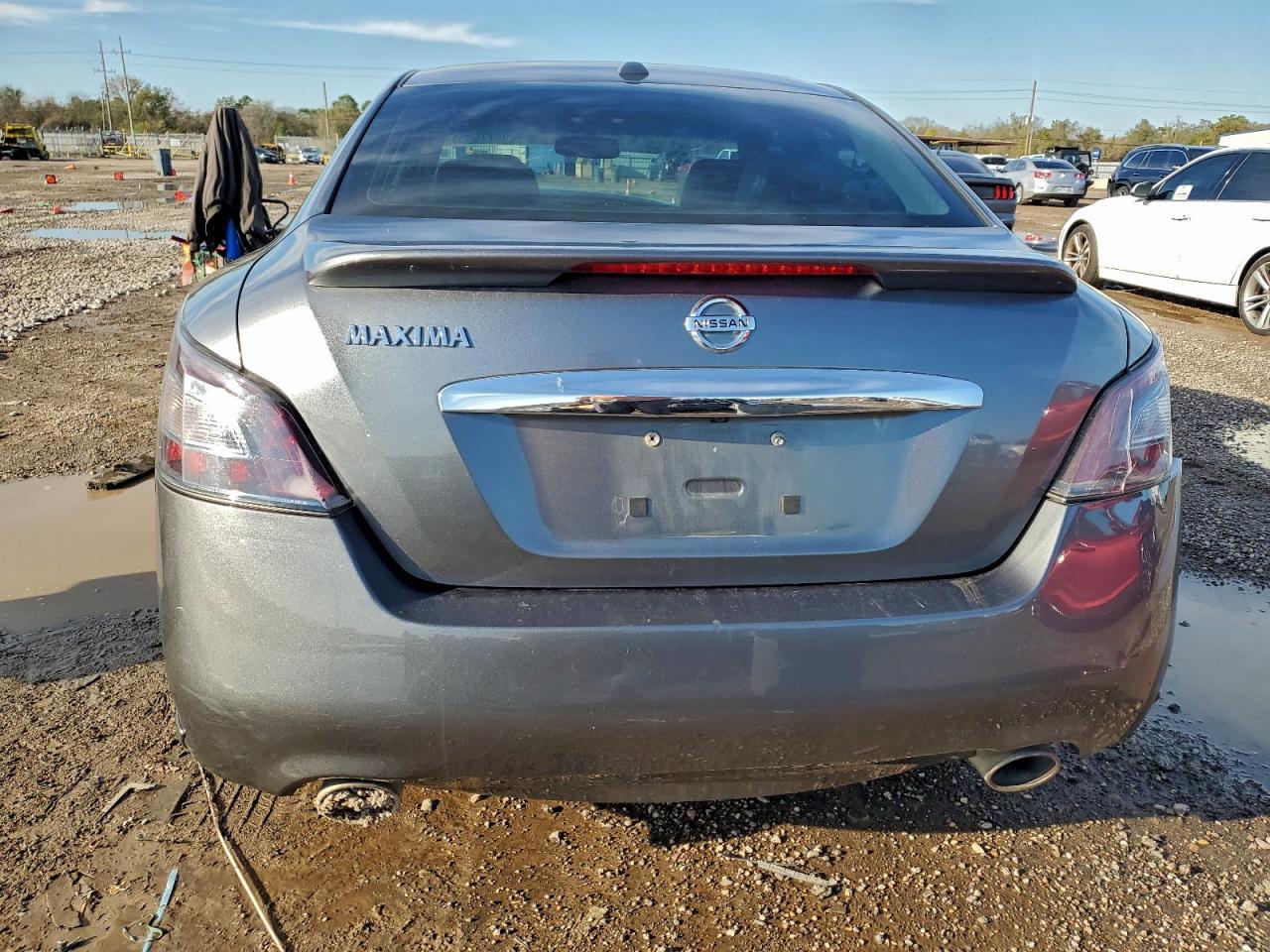 2014 NISSAN Maxima