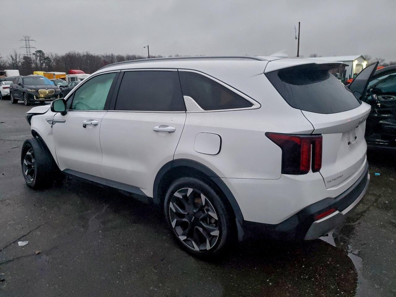 2025 KIA SORENTO