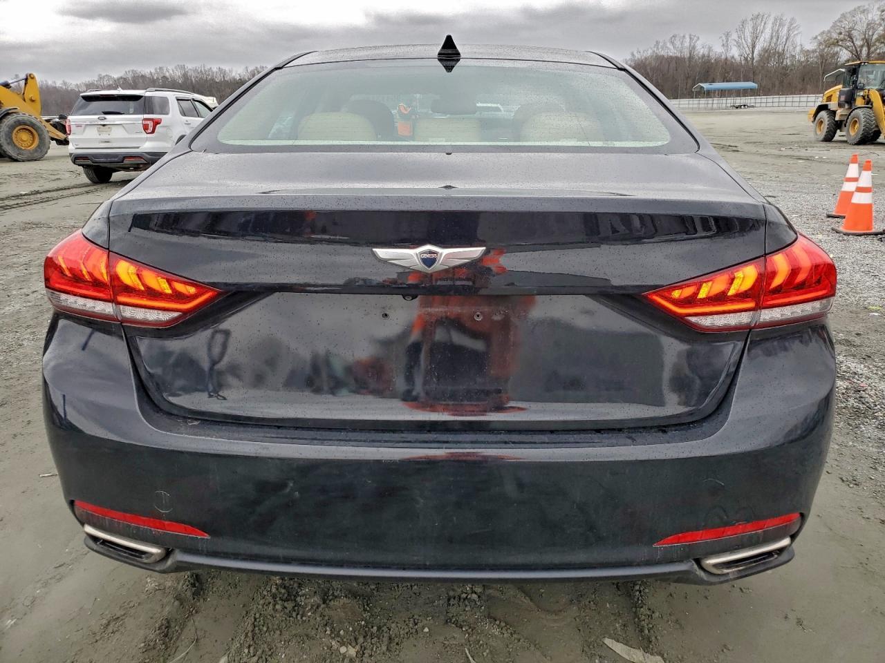 2015 HYUNDAI GENESIS