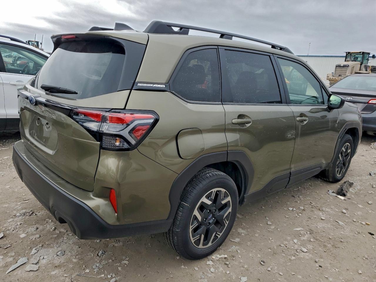 2025 SUBARU FORESTER