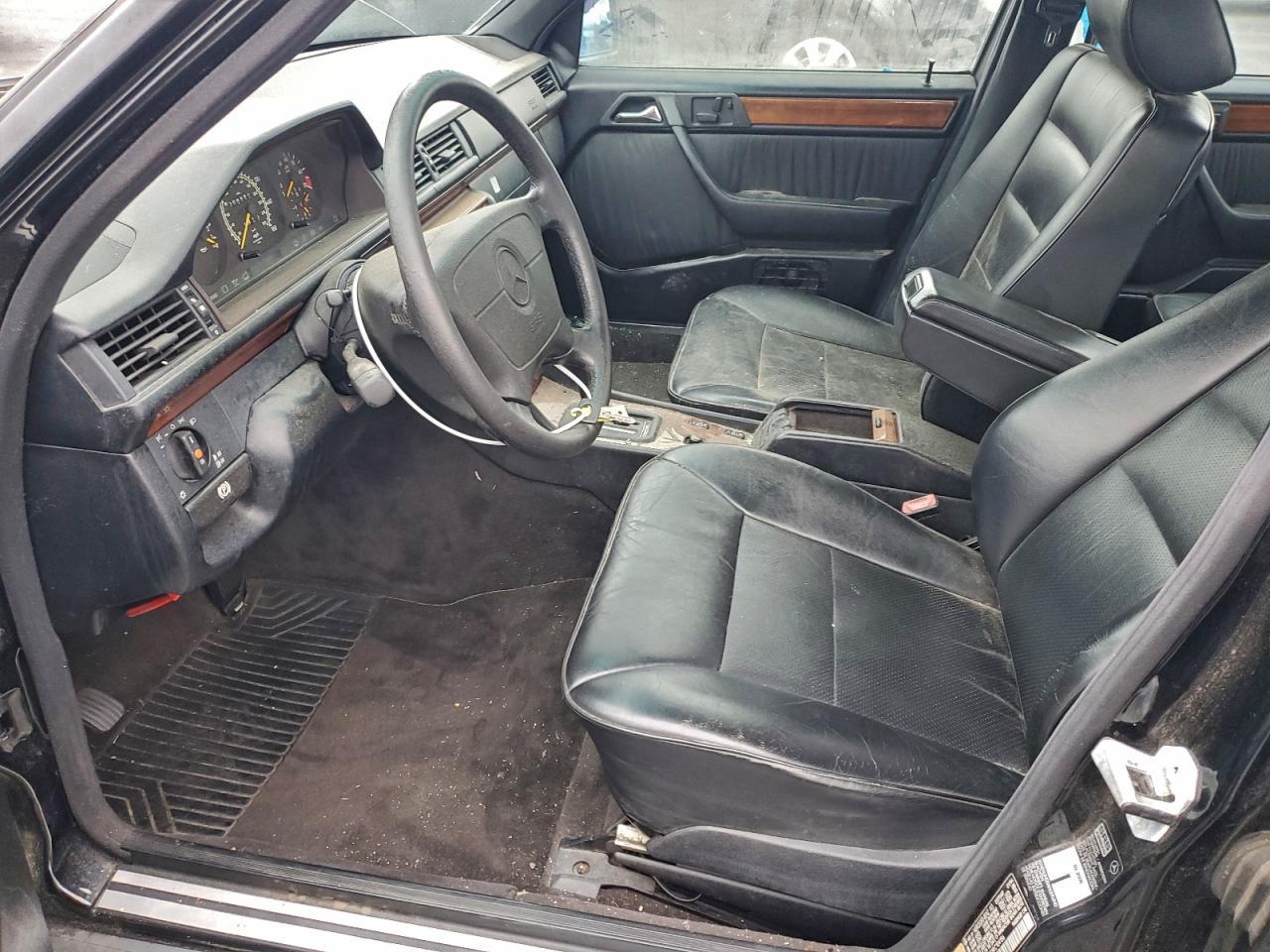 1994 MERCEDES-BENZ E-Class