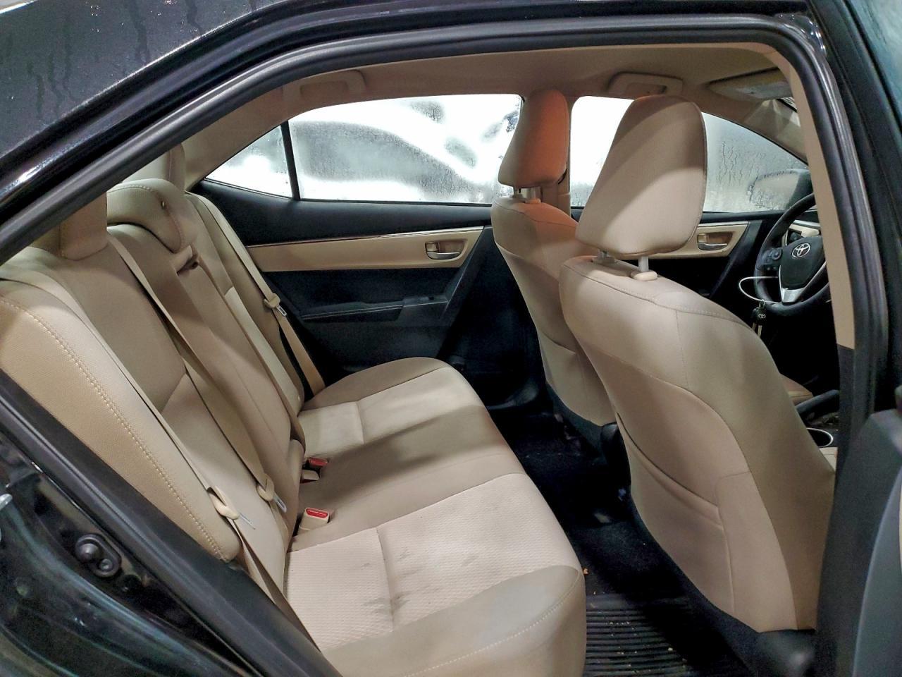 2015 TOYOTA COROLLA
