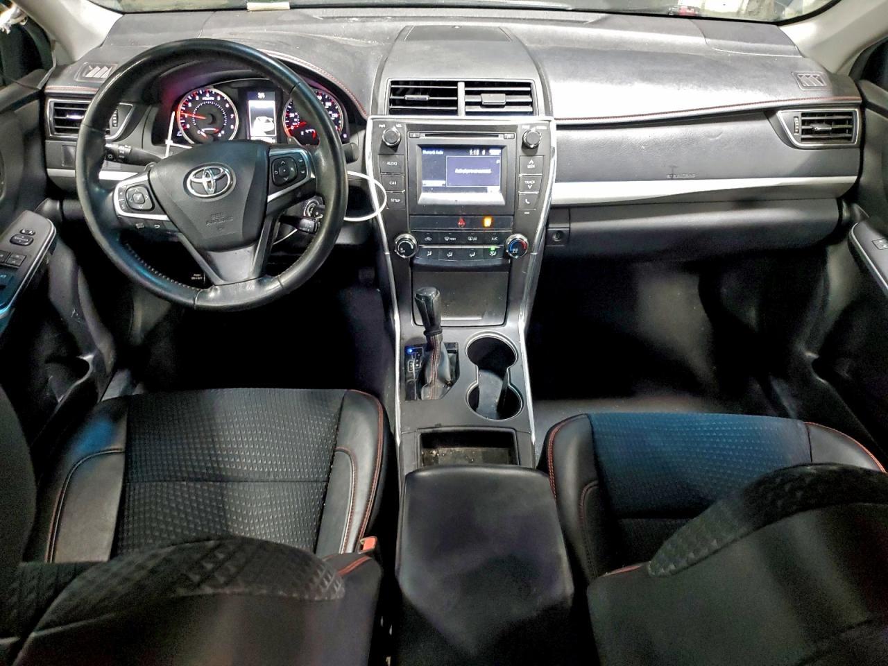 2015 TOYOTA CAMRY