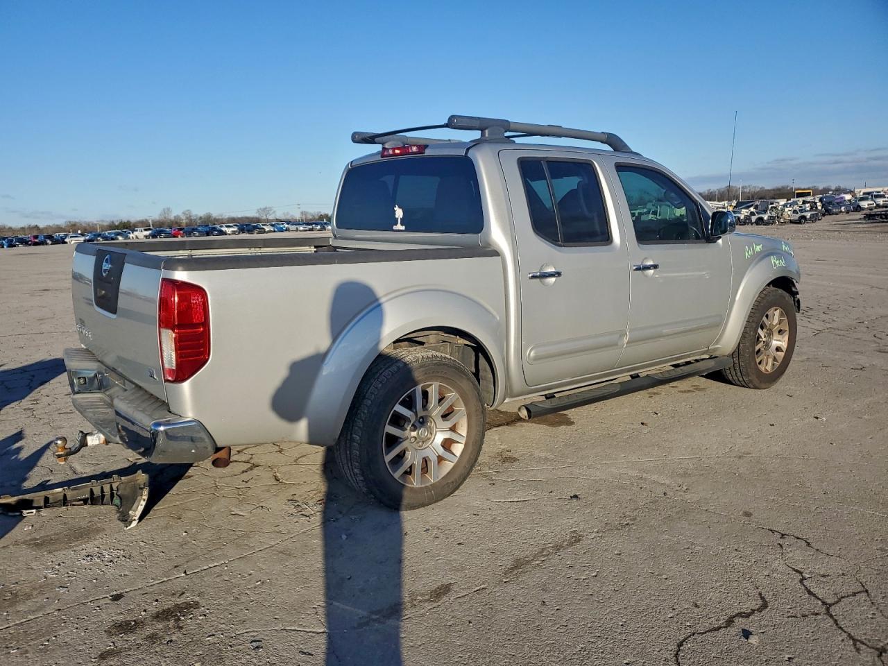 2012 NISSAN Frontier
