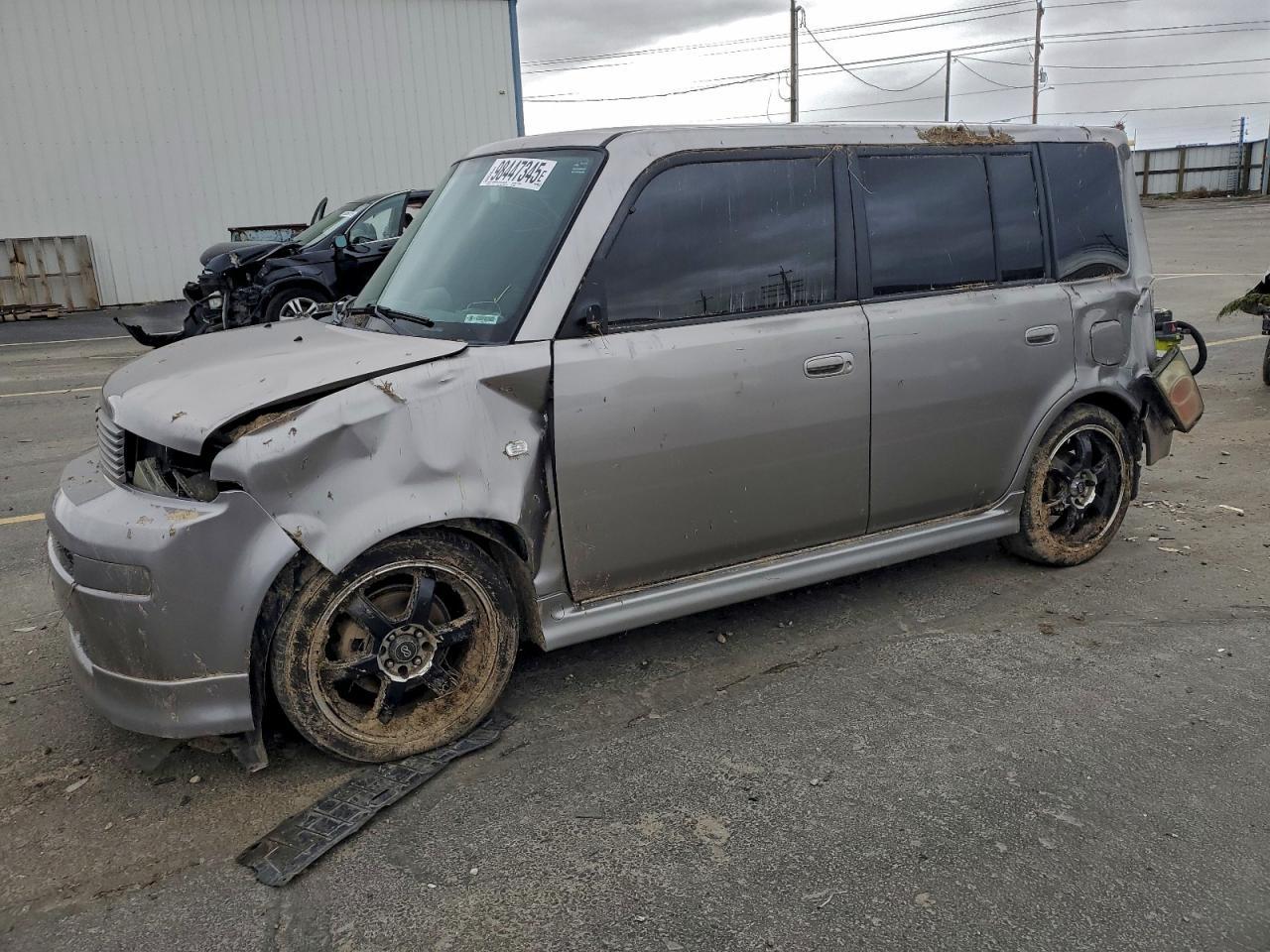 2006 TOYOTA SCION