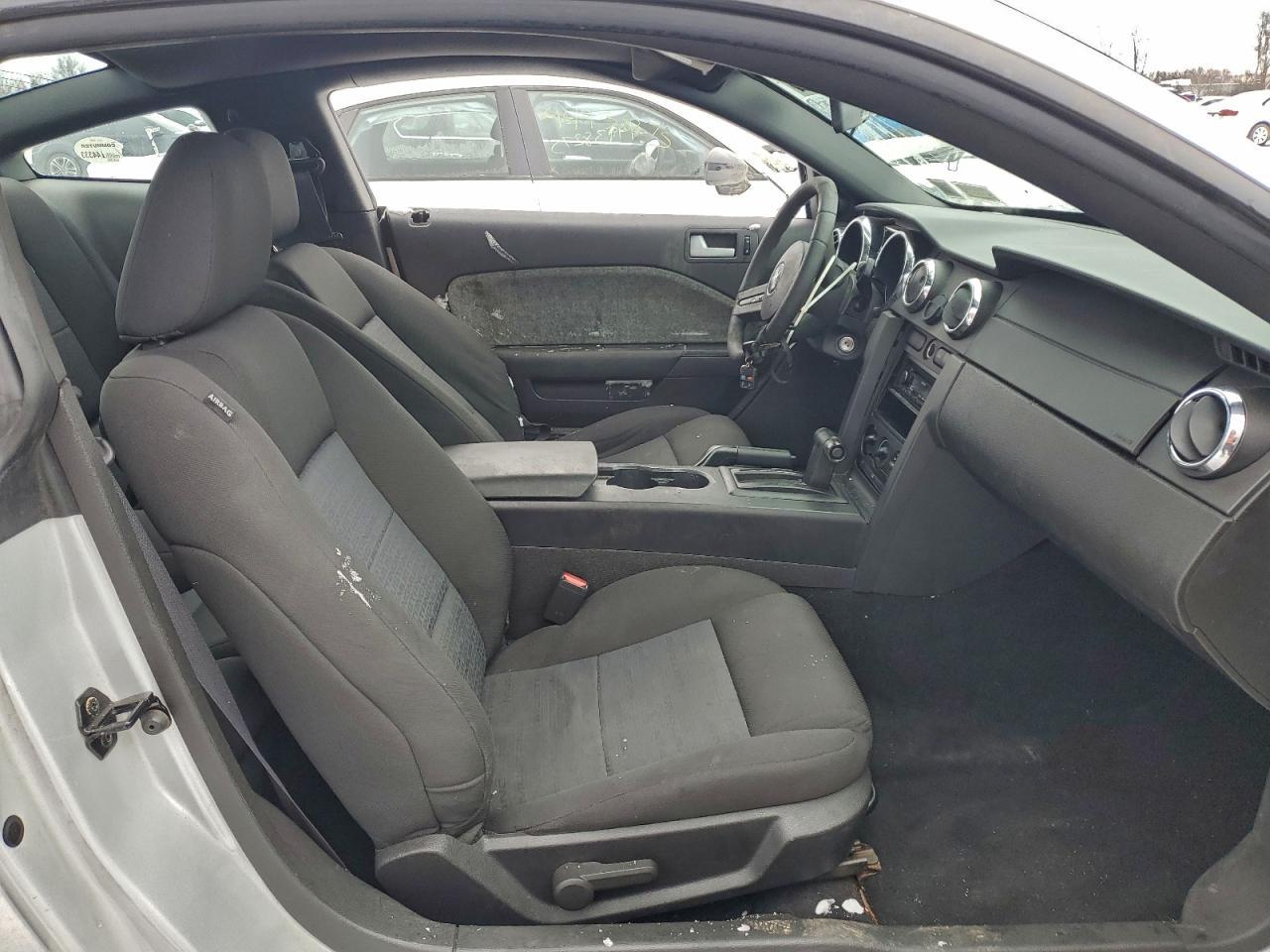 2009 FORD MUSTANG