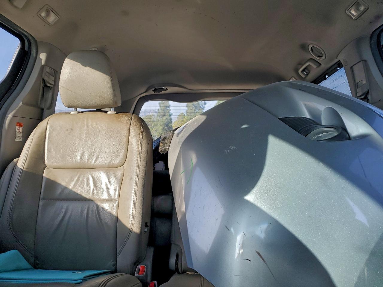 2015 TOYOTA SIENNA