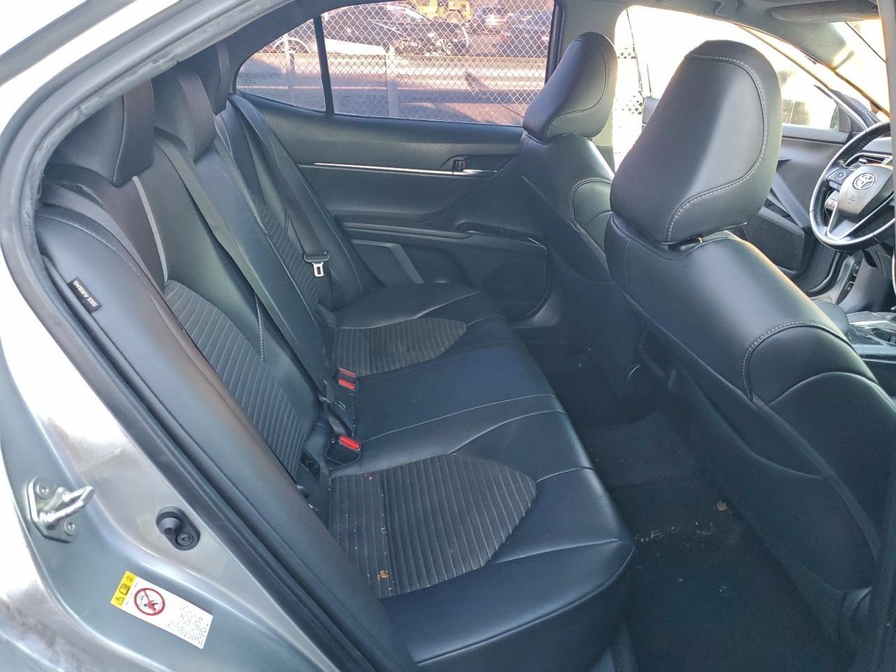 2019 TOYOTA CAMRY