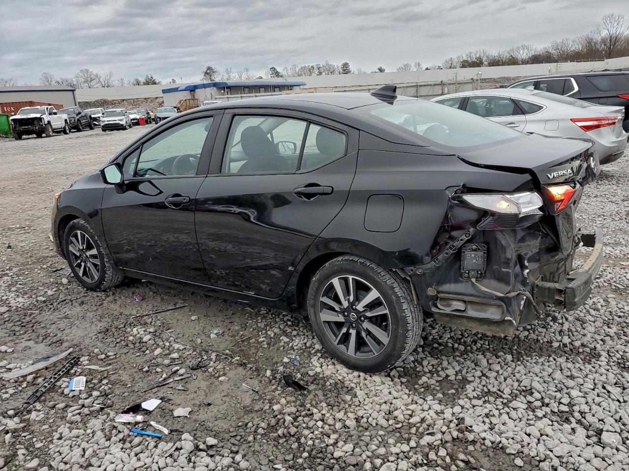 2021 NISSAN VERSA