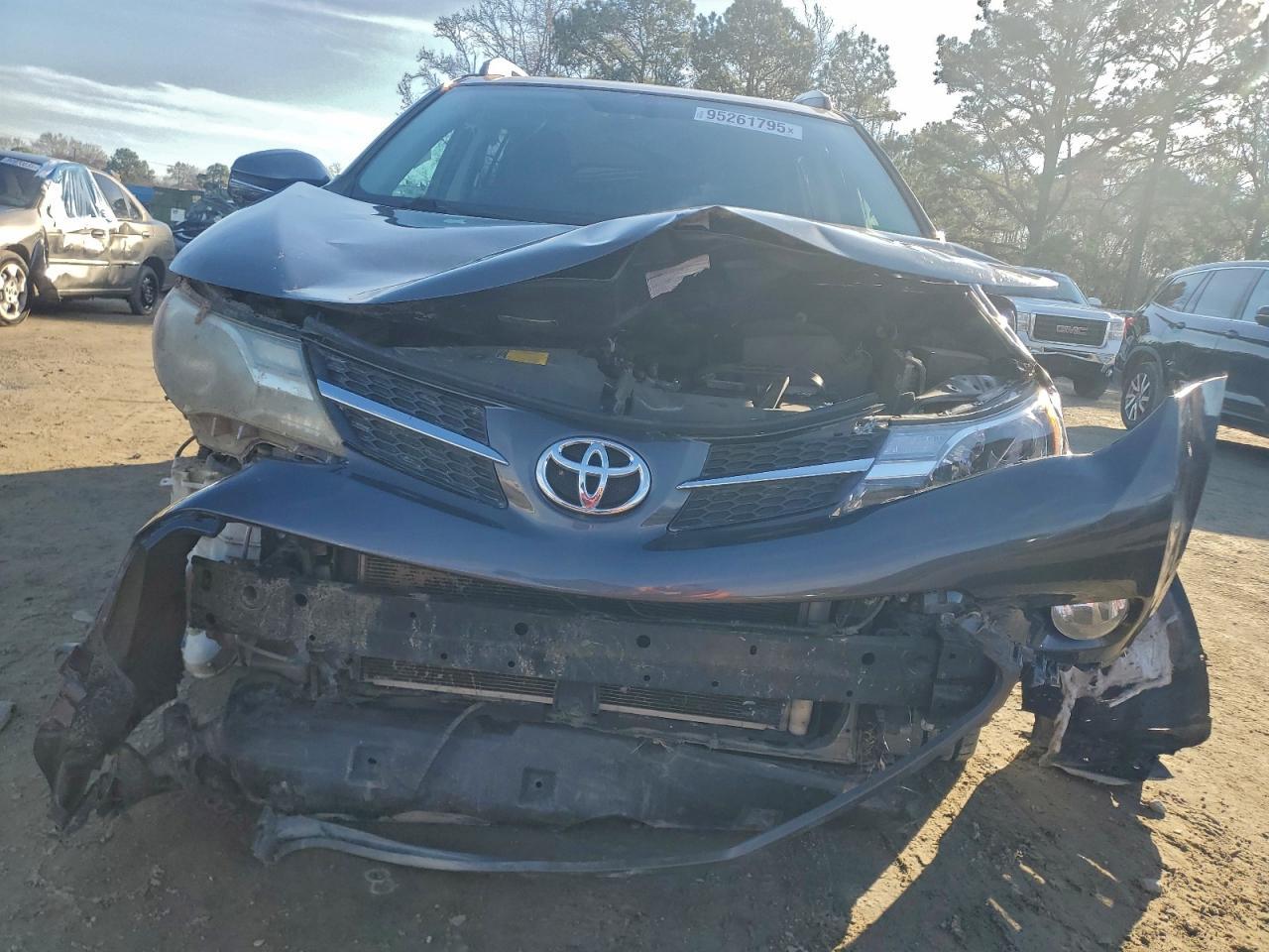 2015 TOYOTA RAV4