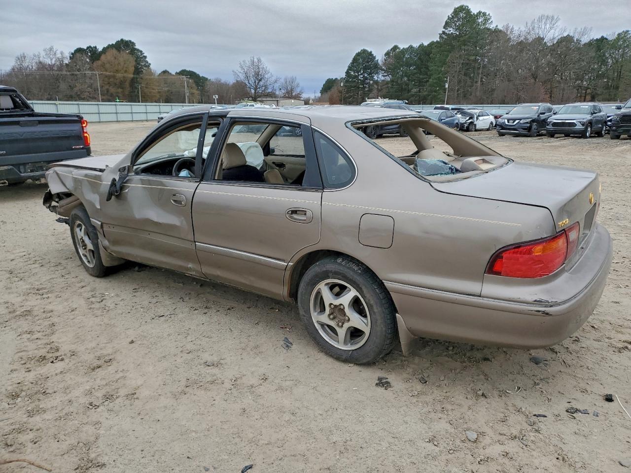 1999 TOYOTA Avalon