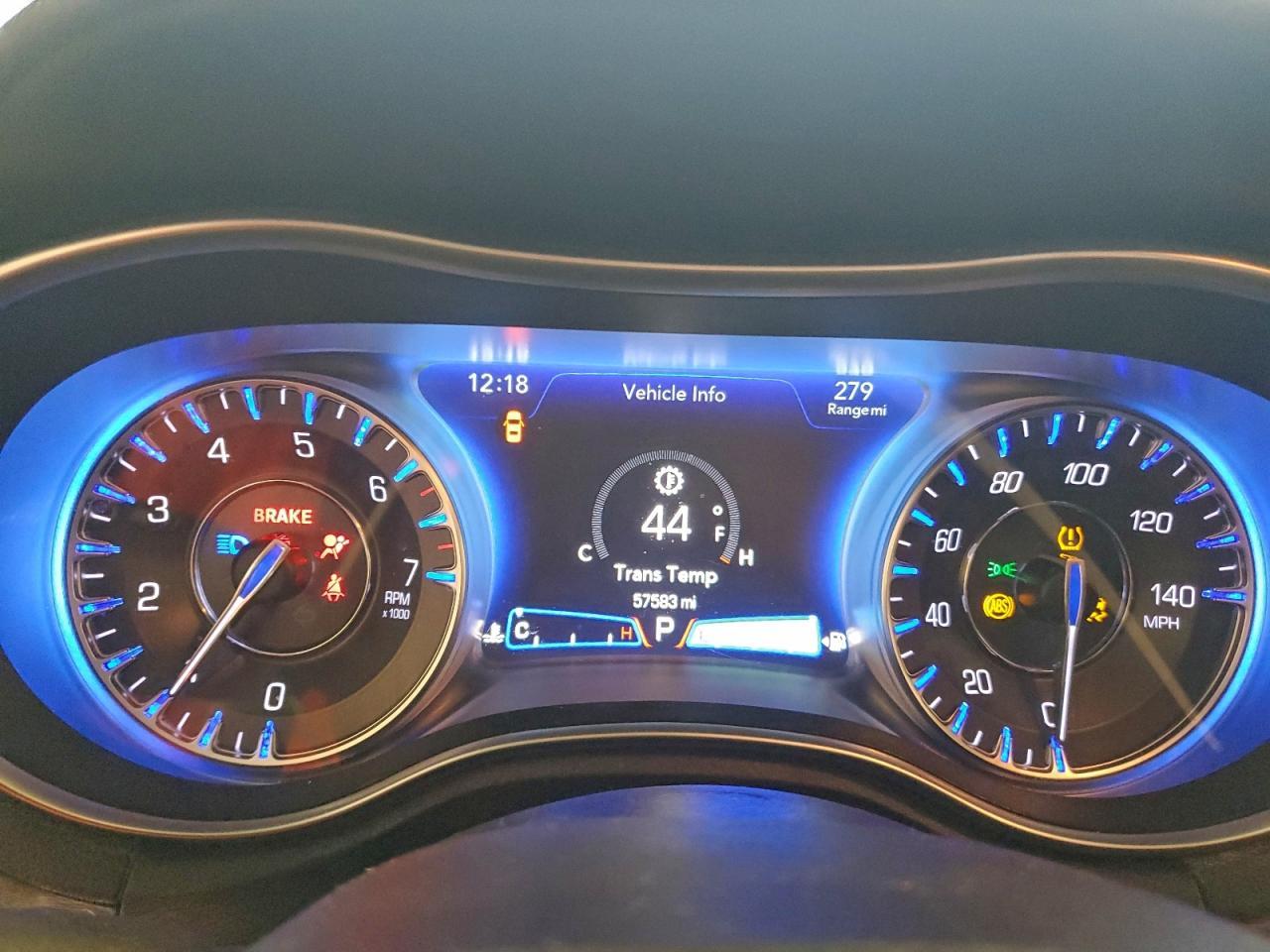 2019 CHRYSLER 300