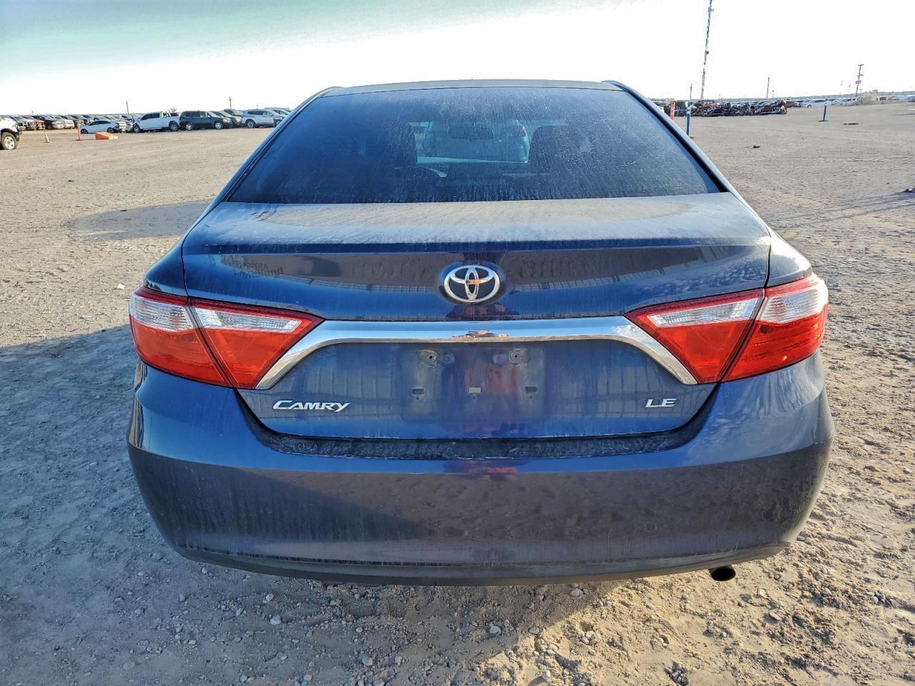 2015 TOYOTA CAMRY