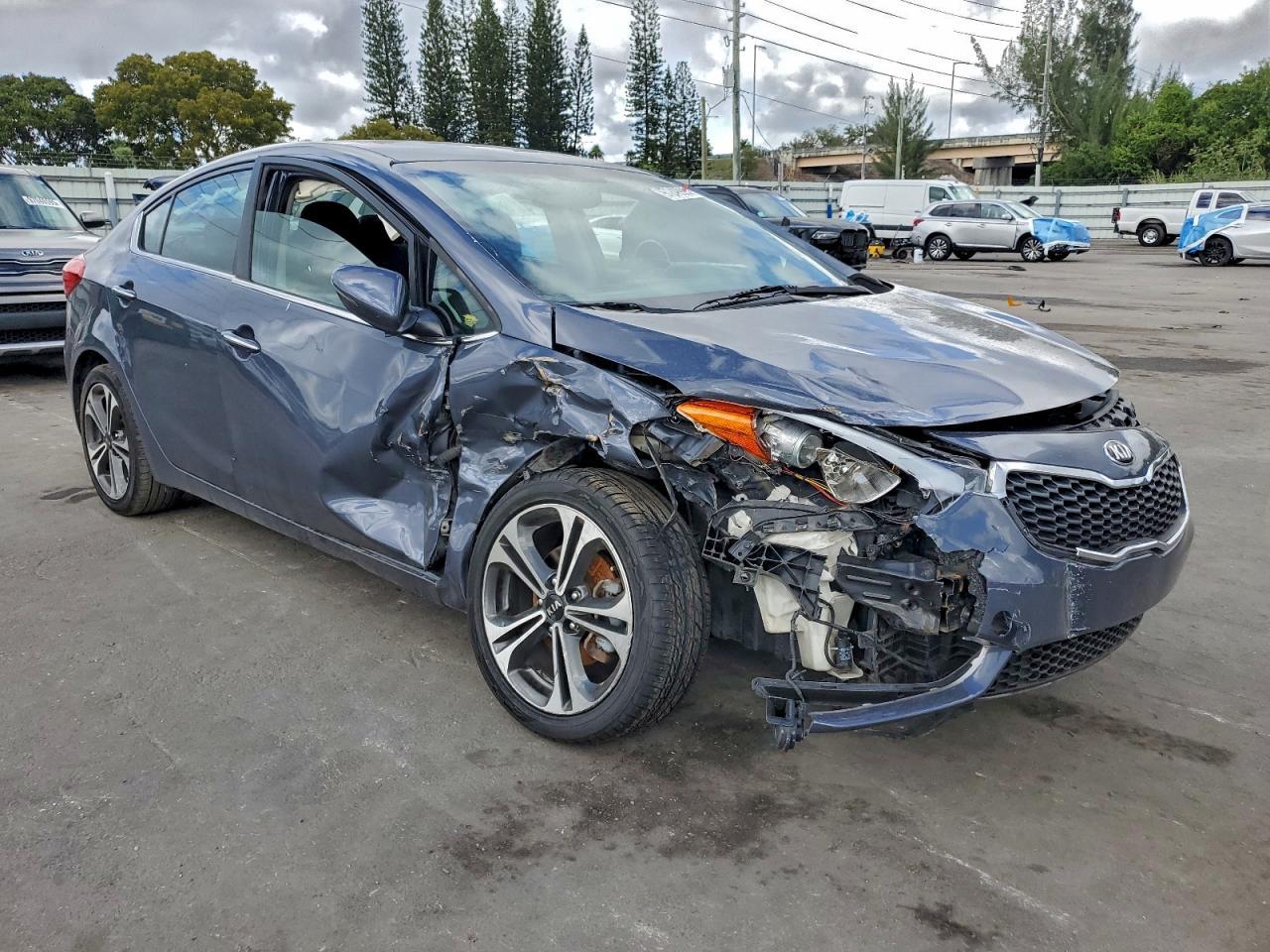 2014 KIA FORTE
