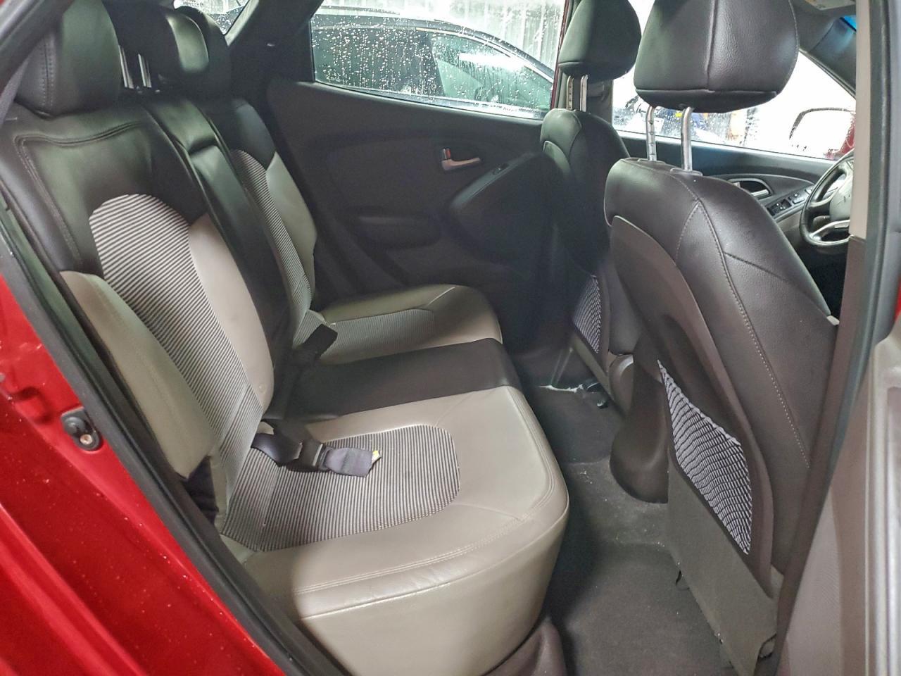 2011 HYUNDAI TUCSON
