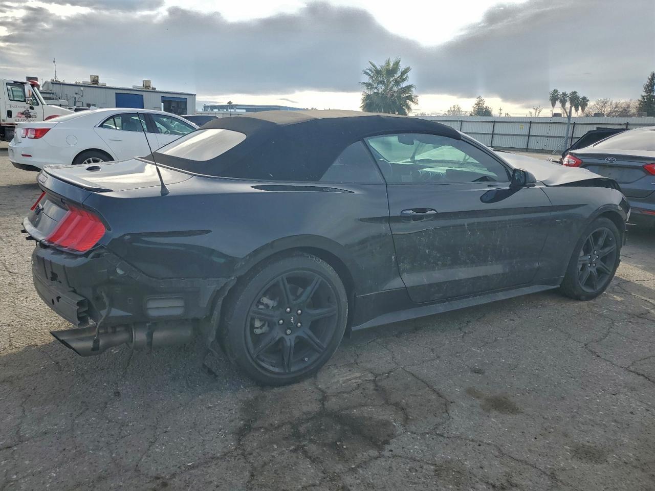 2020 FORD MUSTANG