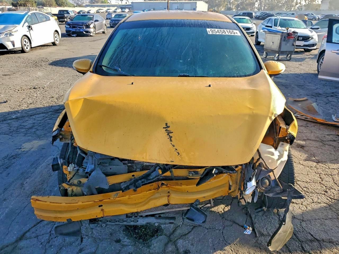 2011 FORD Fiesta