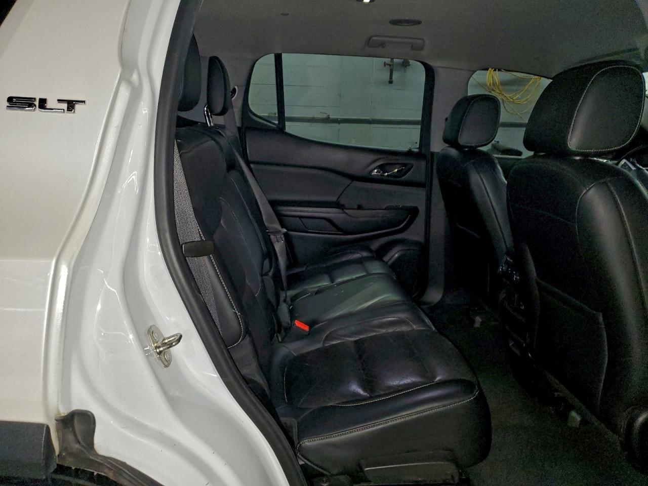 2017 GMC ACADIA