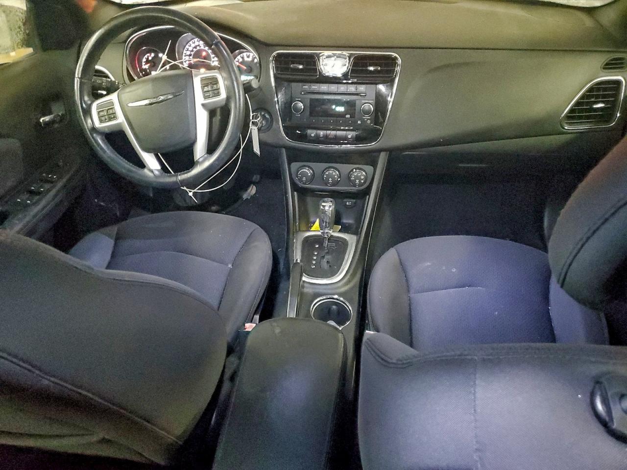 2014 CHRYSLER 200