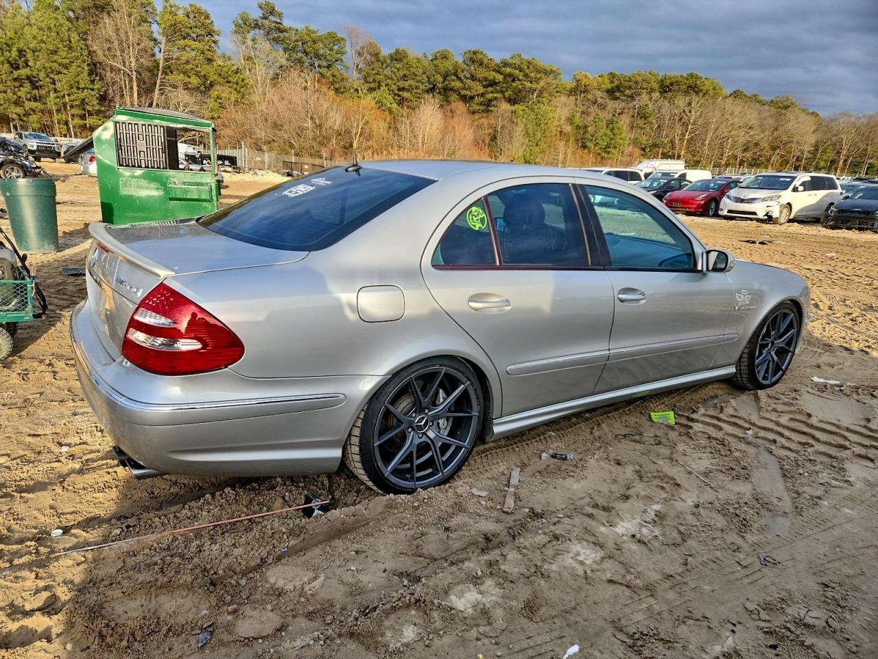 2005 MERCEDES-BENZ E-Class