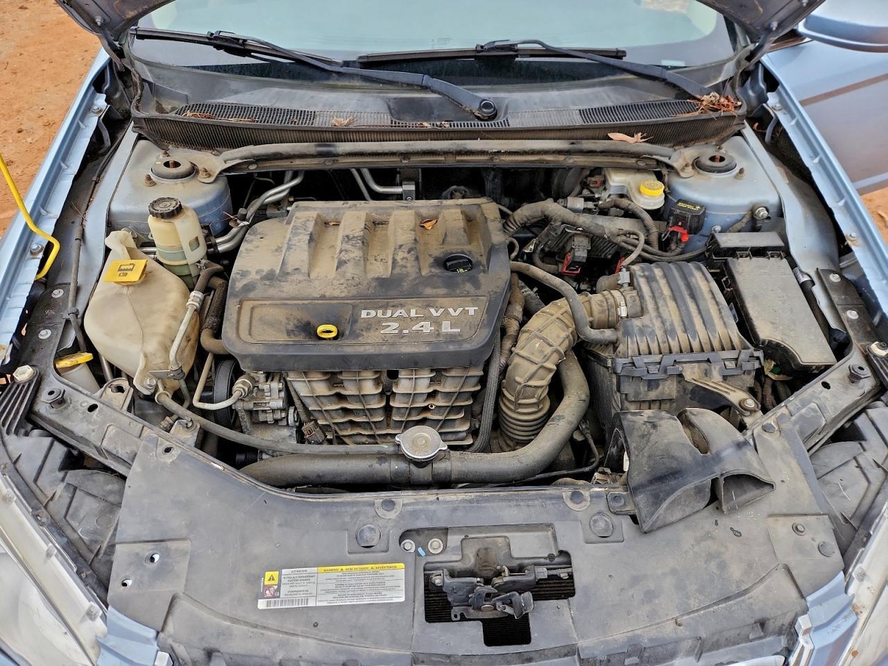 2013 CHRYSLER 200