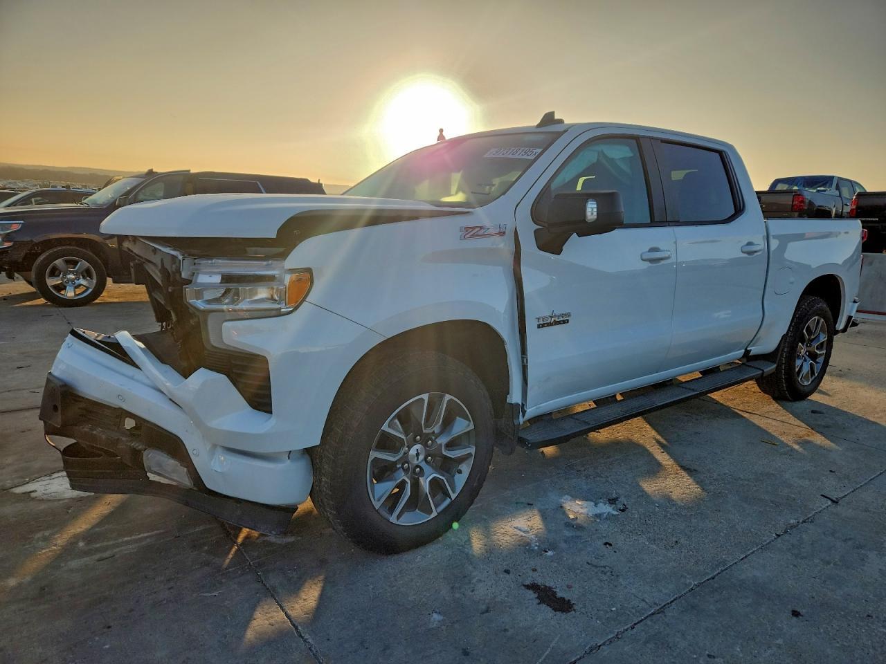 2025 CHEVROLET Silverado