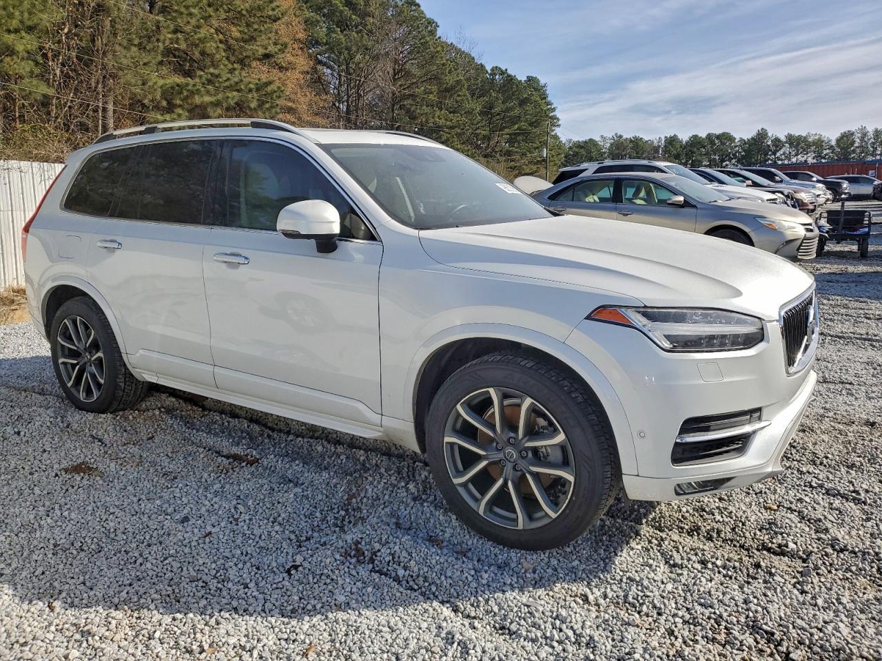 2018 VOLVO XC90