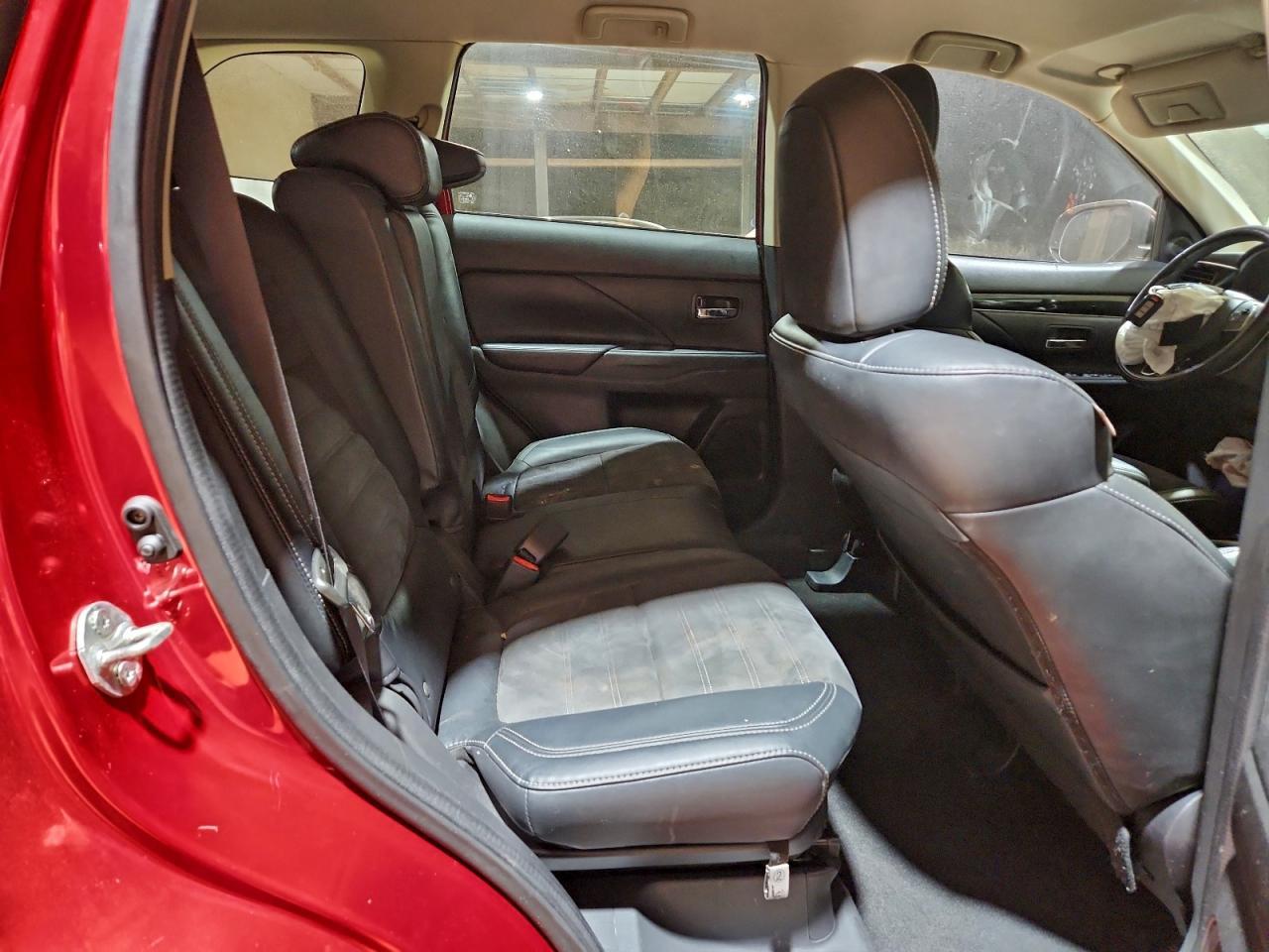 2019 MITSUBISHI outlander