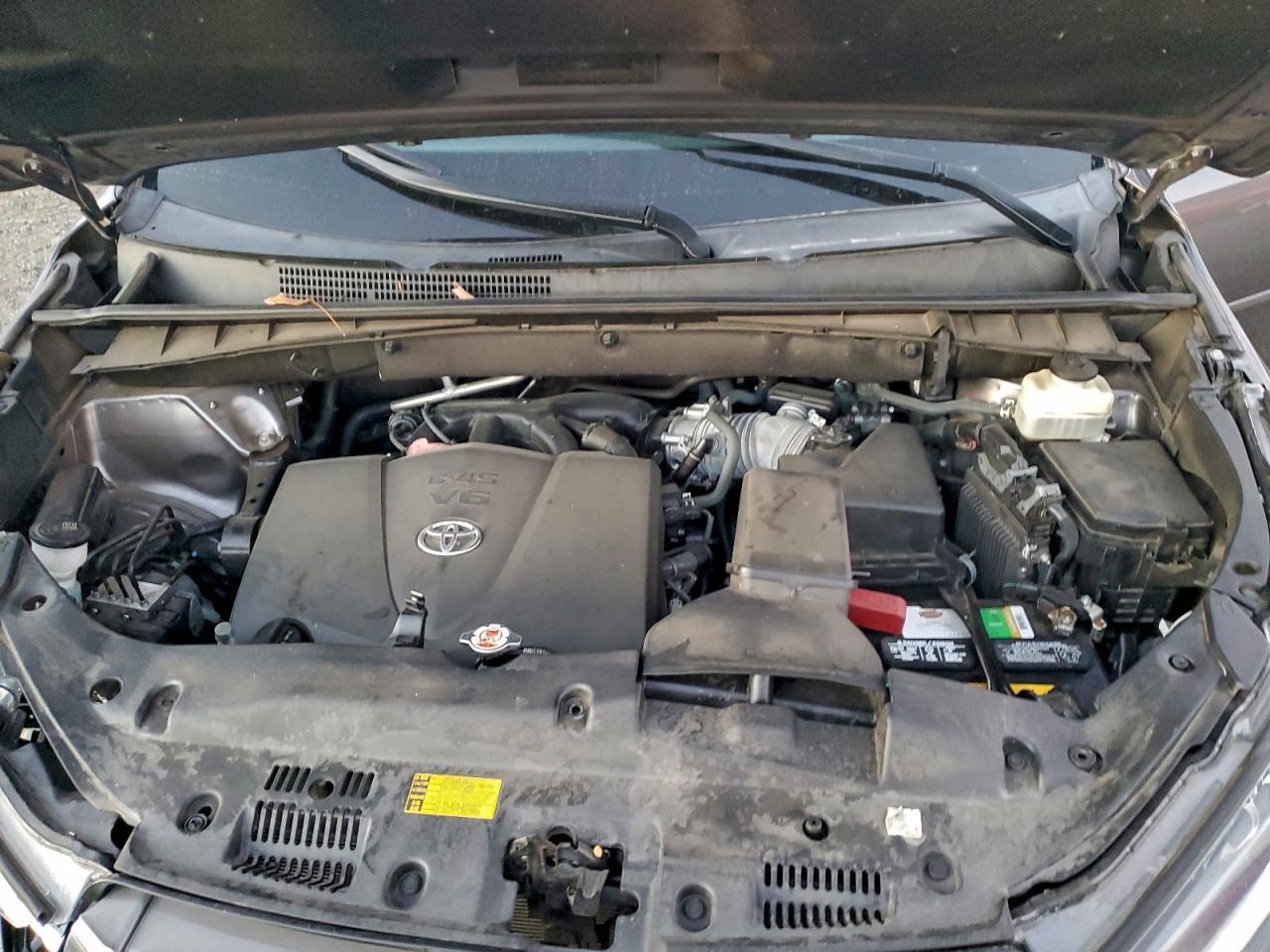 2018 TOYOTA HIGHLANDER