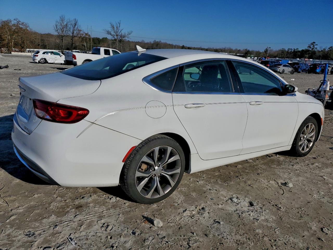 2016 CHRYSLER 200