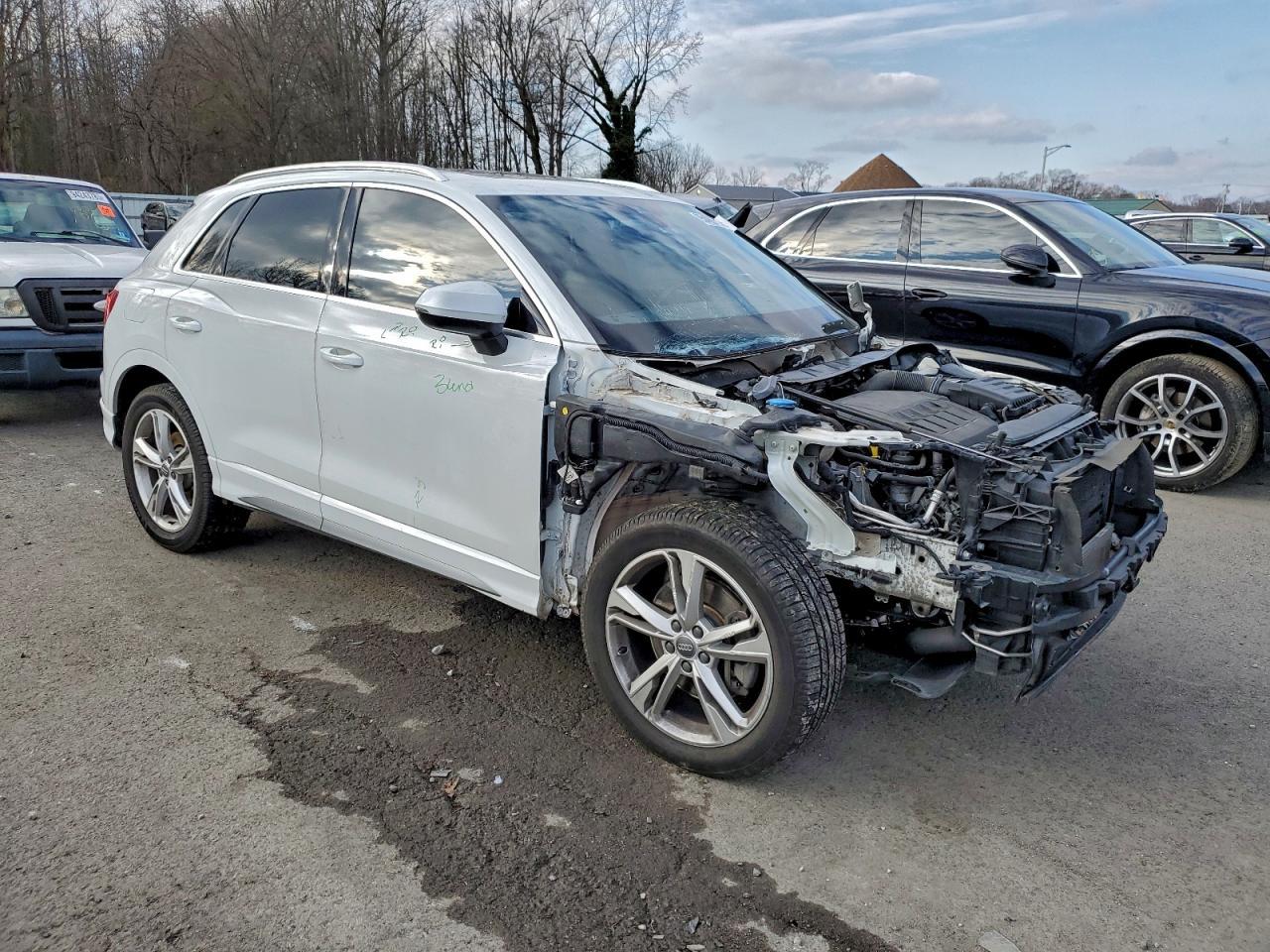 2020 AUDI Q3