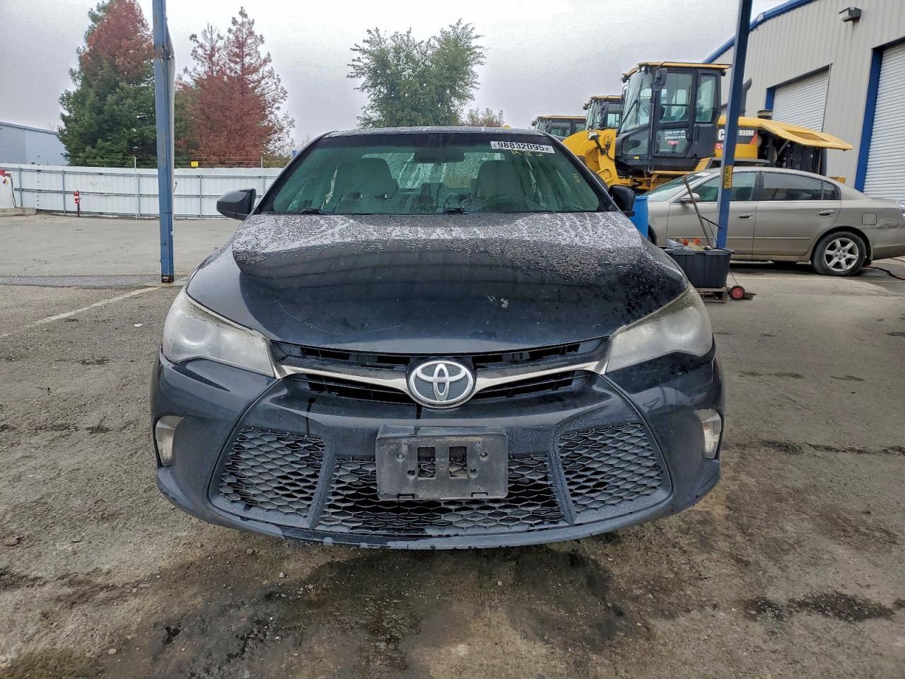 2017 TOYOTA CAMRY