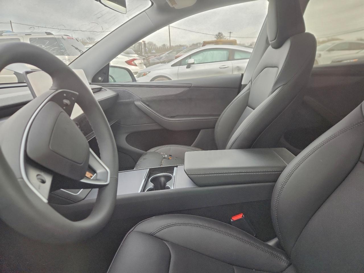 2026 TESLA MODEL Y