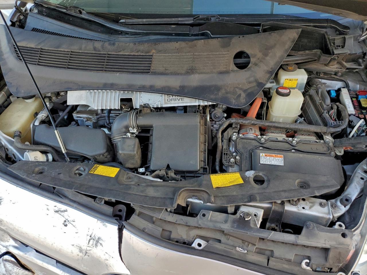 2015 TOYOTA PRIUS