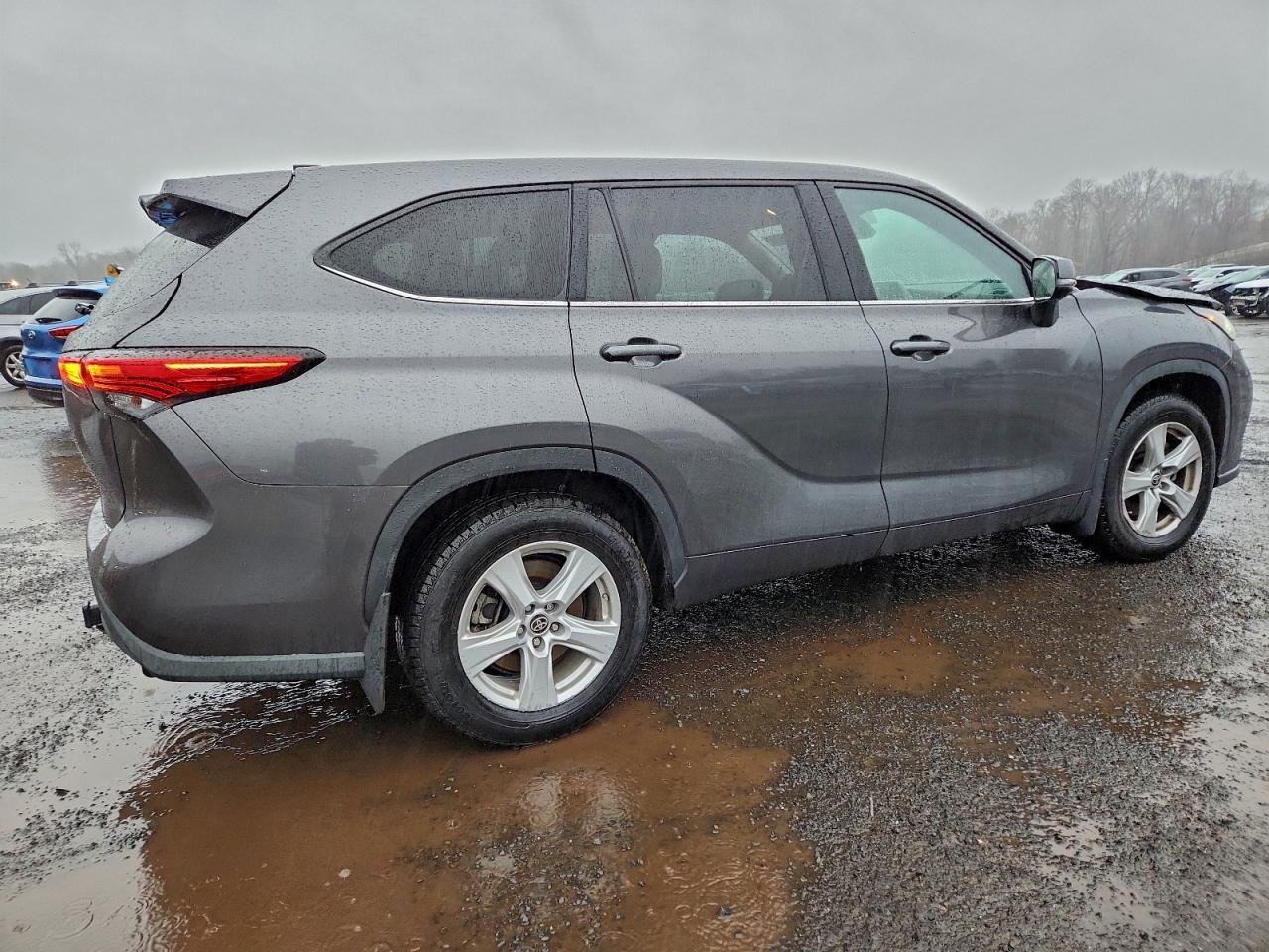 2022 TOYOTA HIGHLANDER