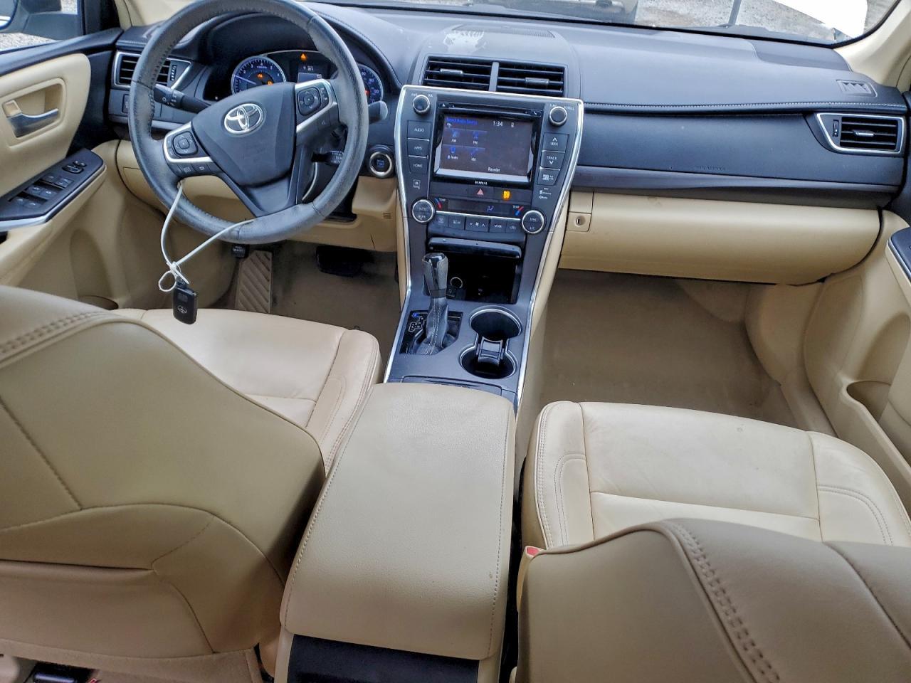 2017 TOYOTA CAMRY