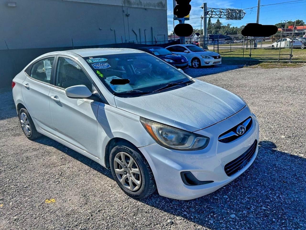 2013 HYUNDAI ACCENT