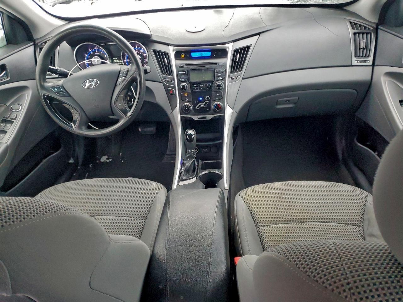 2012 HYUNDAI SONATA