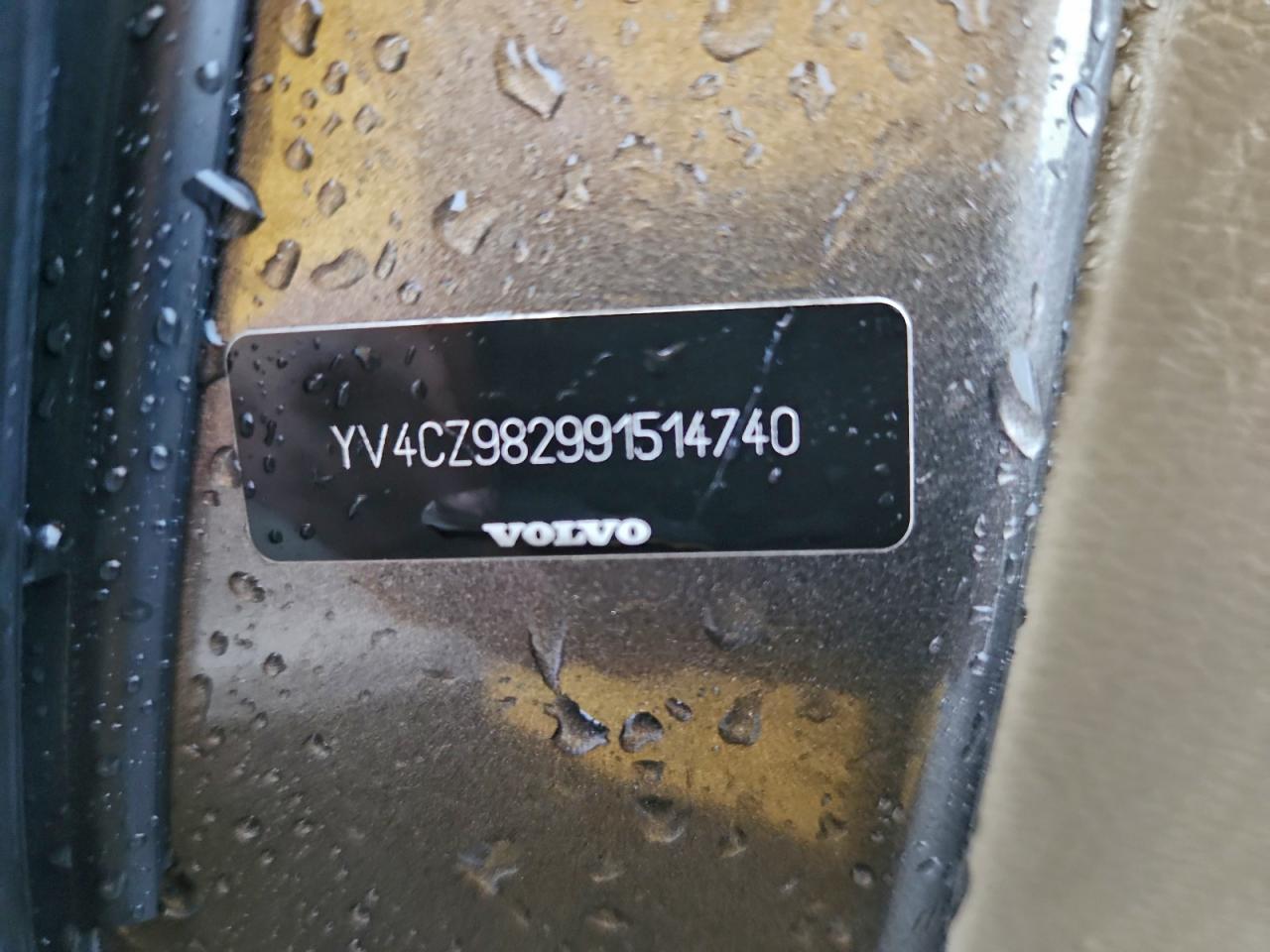 2009 VOLVO XC90